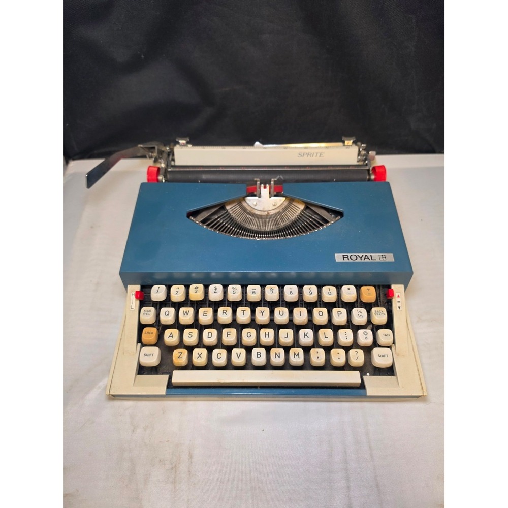 Vintage Royal Sprite Portable Manual Typewriter Blue Japan Untested As-Is